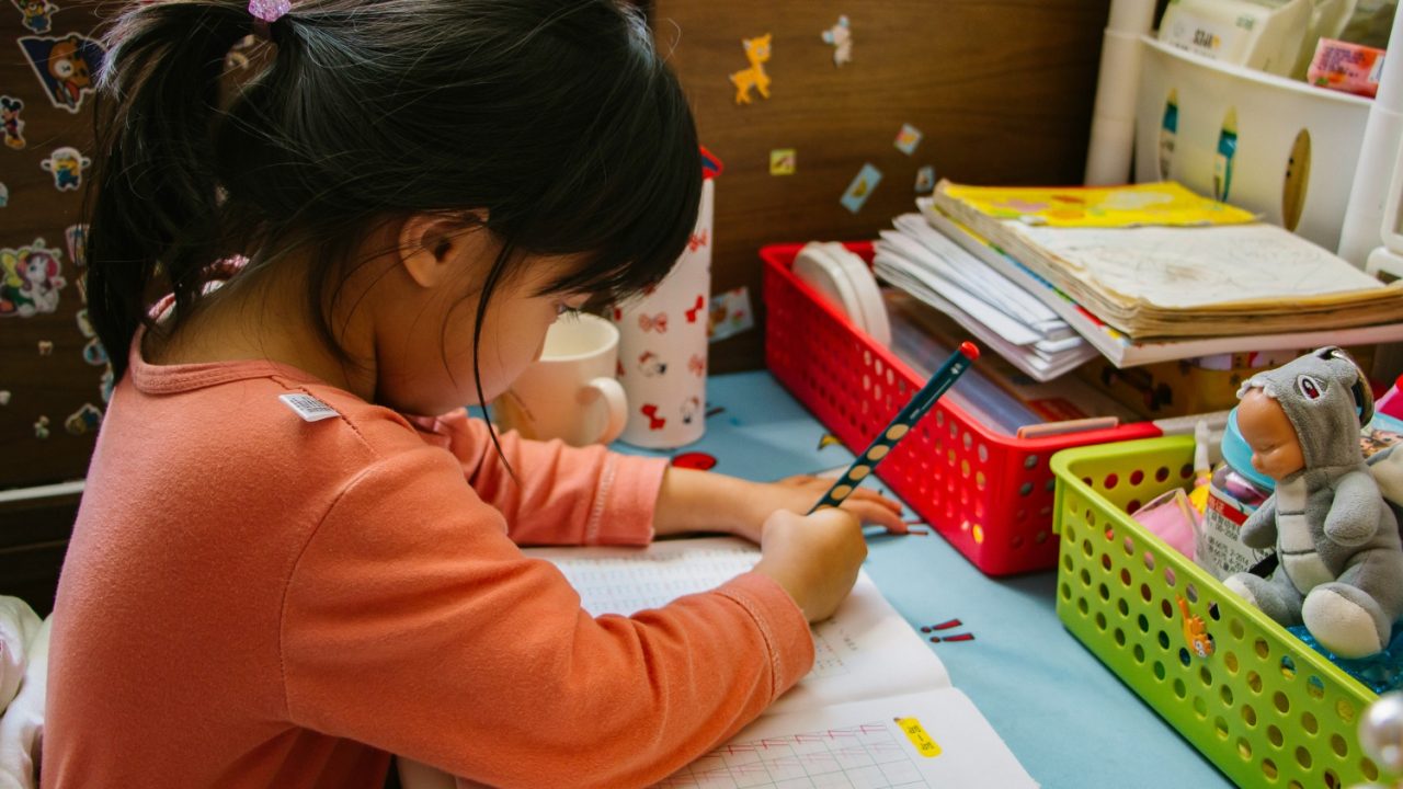 5 Easy and Fun Writing Lessons for Kids Aged 6 to 11